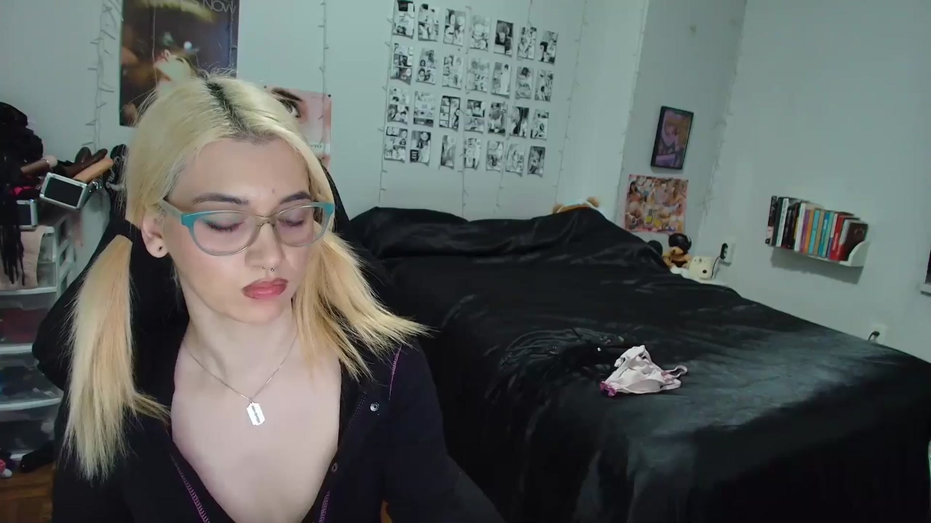 Gallery image thumbnail from AnnaTame's myfreecams stream on, 01/24/2026, 07:40 image 17 of 20