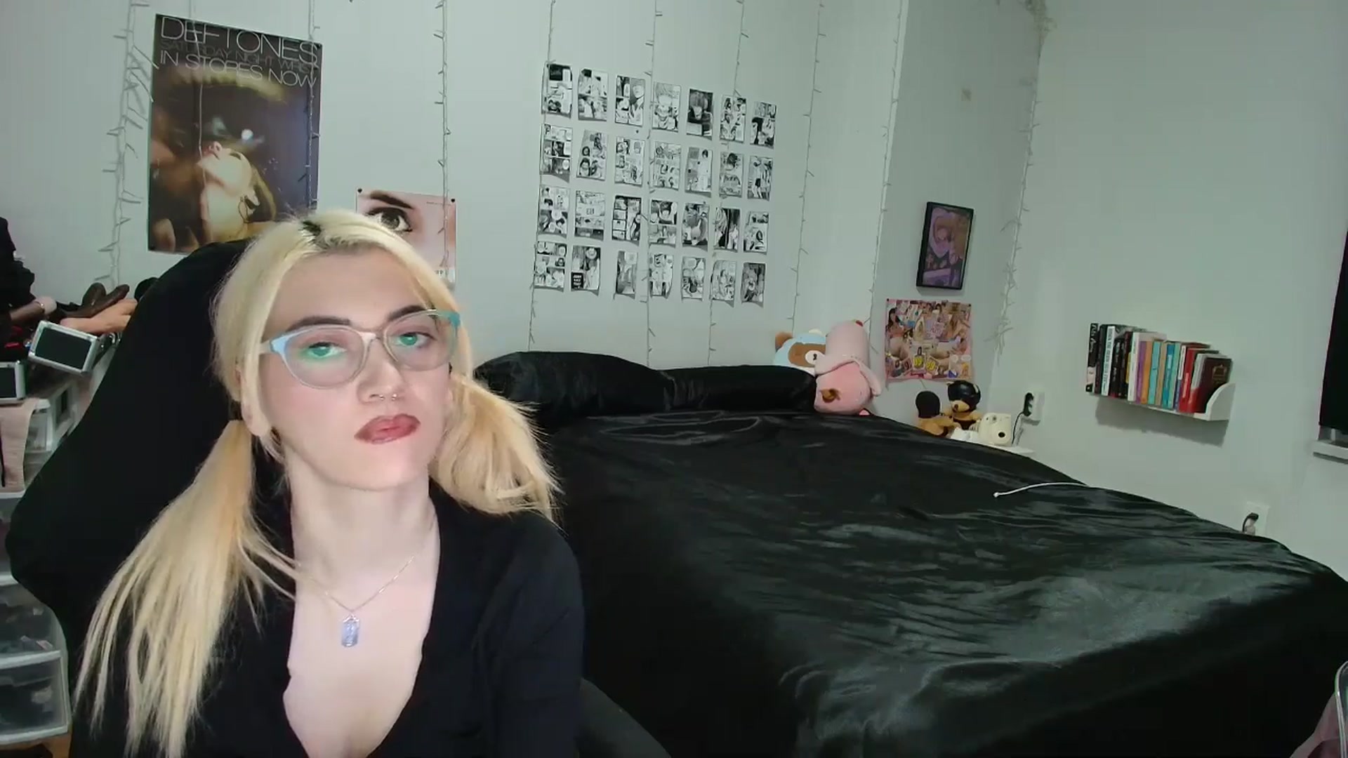 Gallery image thumbnail from AnnaTame's myfreecams stream on, 01/26/2026, 04:34 image 6 of 20