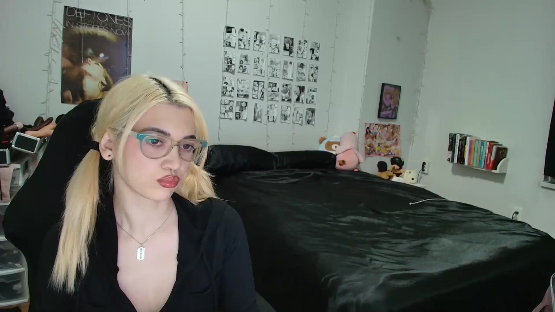 Gallery image thumbnail from AnnaTame's myfreecams stream on, 01/26/2026, 04:34 image 4 of 20