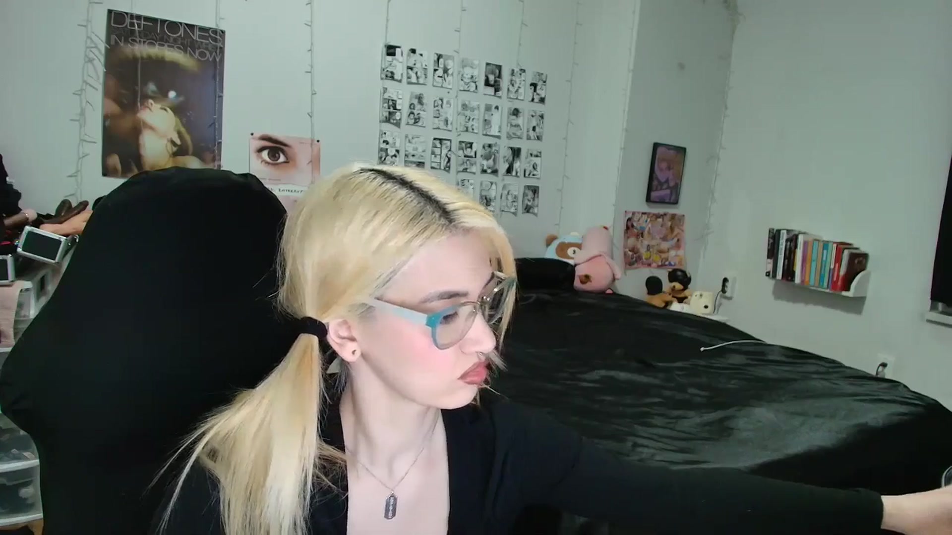 Gallery image thumbnail from AnnaTame's myfreecams stream on, 01/26/2026, 04:34 image 15 of 20