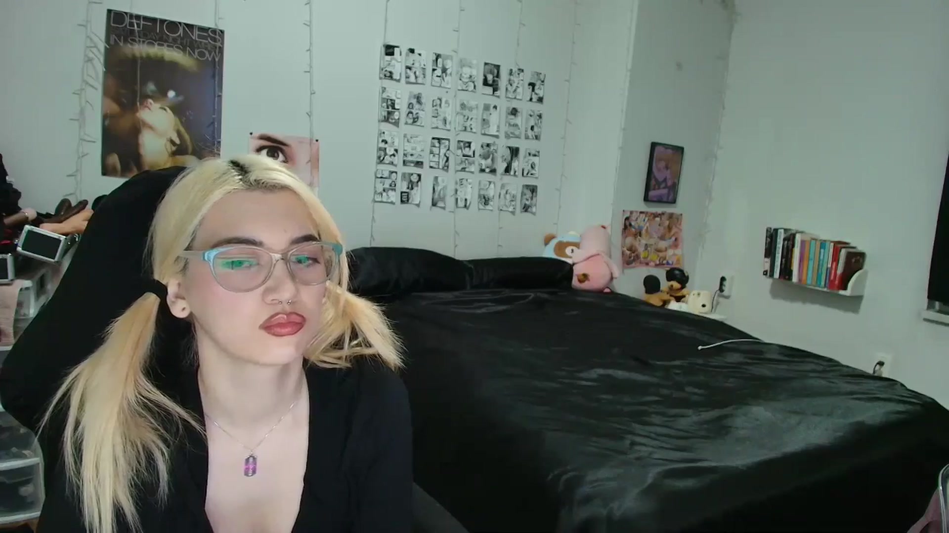 Gallery image thumbnail from AnnaTame's myfreecams stream on, 01/26/2026, 04:34 image 16 of 20