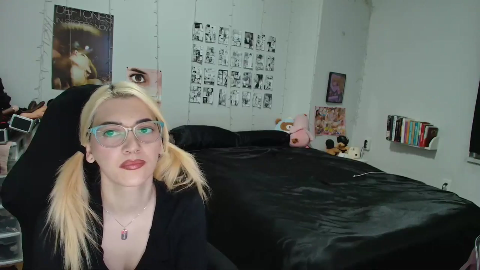 Gallery image thumbnail from AnnaTame's myfreecams stream on, 01/26/2026, 04:34 image 13 of 20