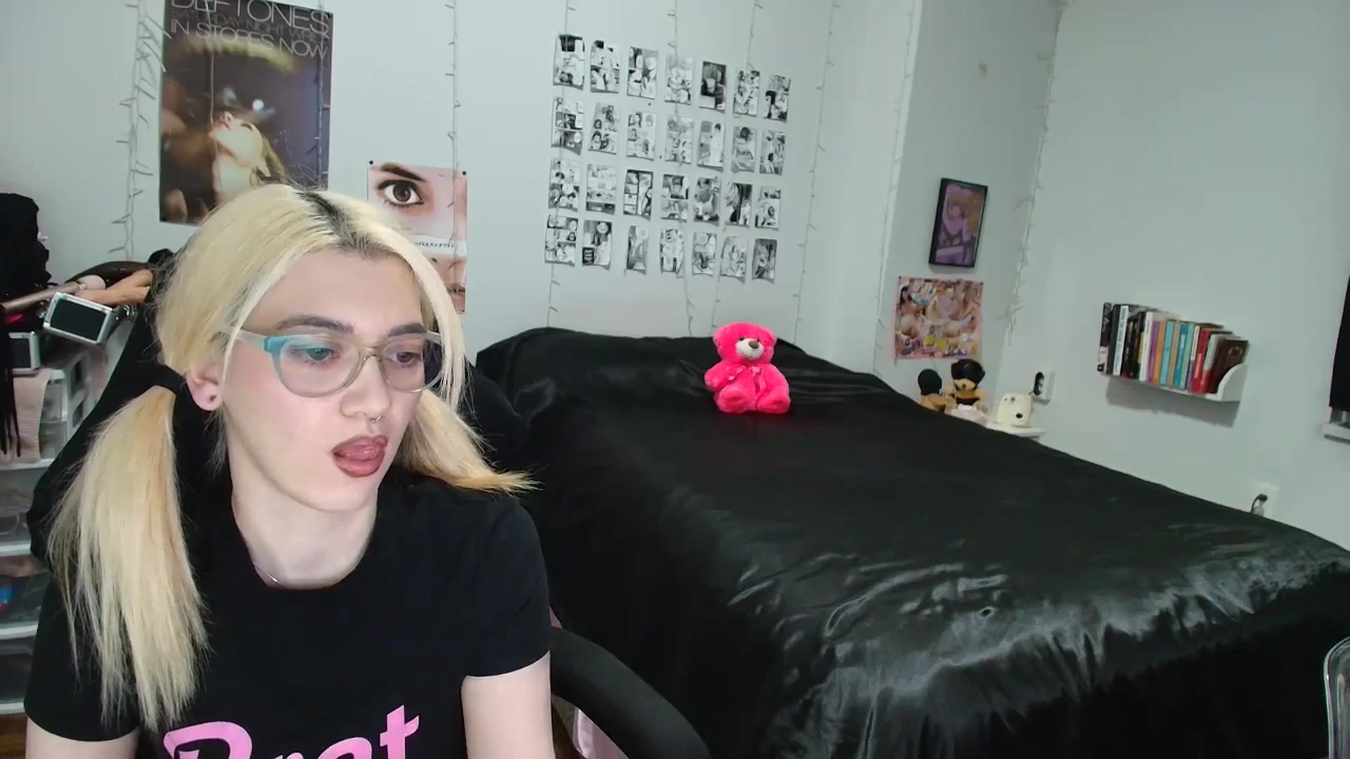 Gallery image thumbnail from AnnaTame's myfreecams stream on, 01/27/2026, 08:56 image 17 of 20