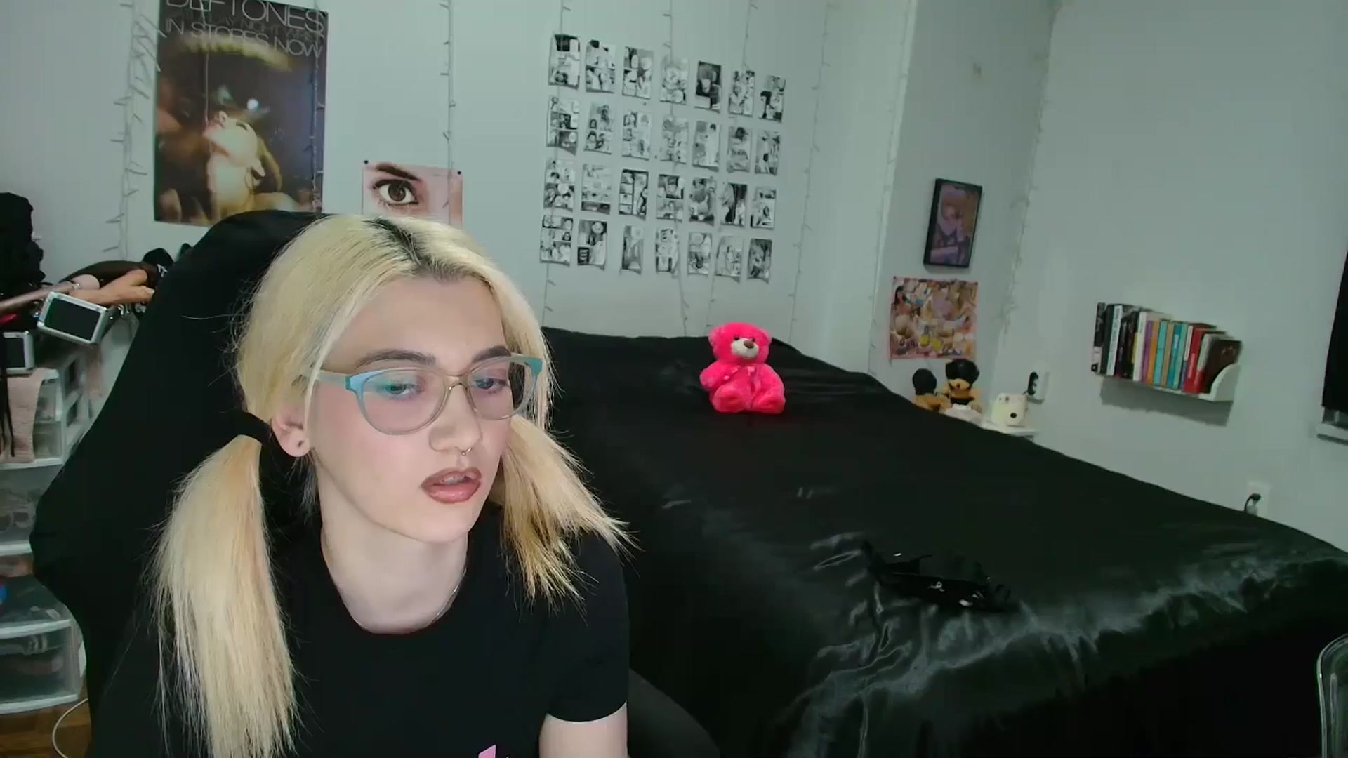 Gallery image thumbnail from AnnaTame's myfreecams stream on, 01/27/2026, 09:43 image 12 of 20