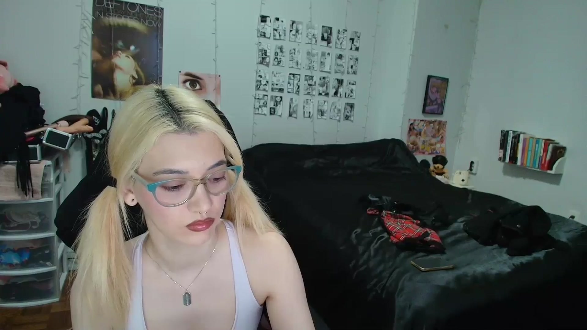Gallery image thumbnail from AnnaTame's myfreecams stream on, 01/28/2026, 04:23 image 12 of 20
