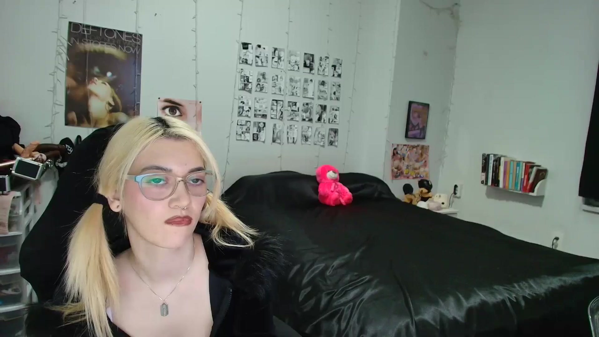 Gallery image thumbnail from AnnaTame's myfreecams stream on, 02/04/2026, 05:24 image 9 of 20