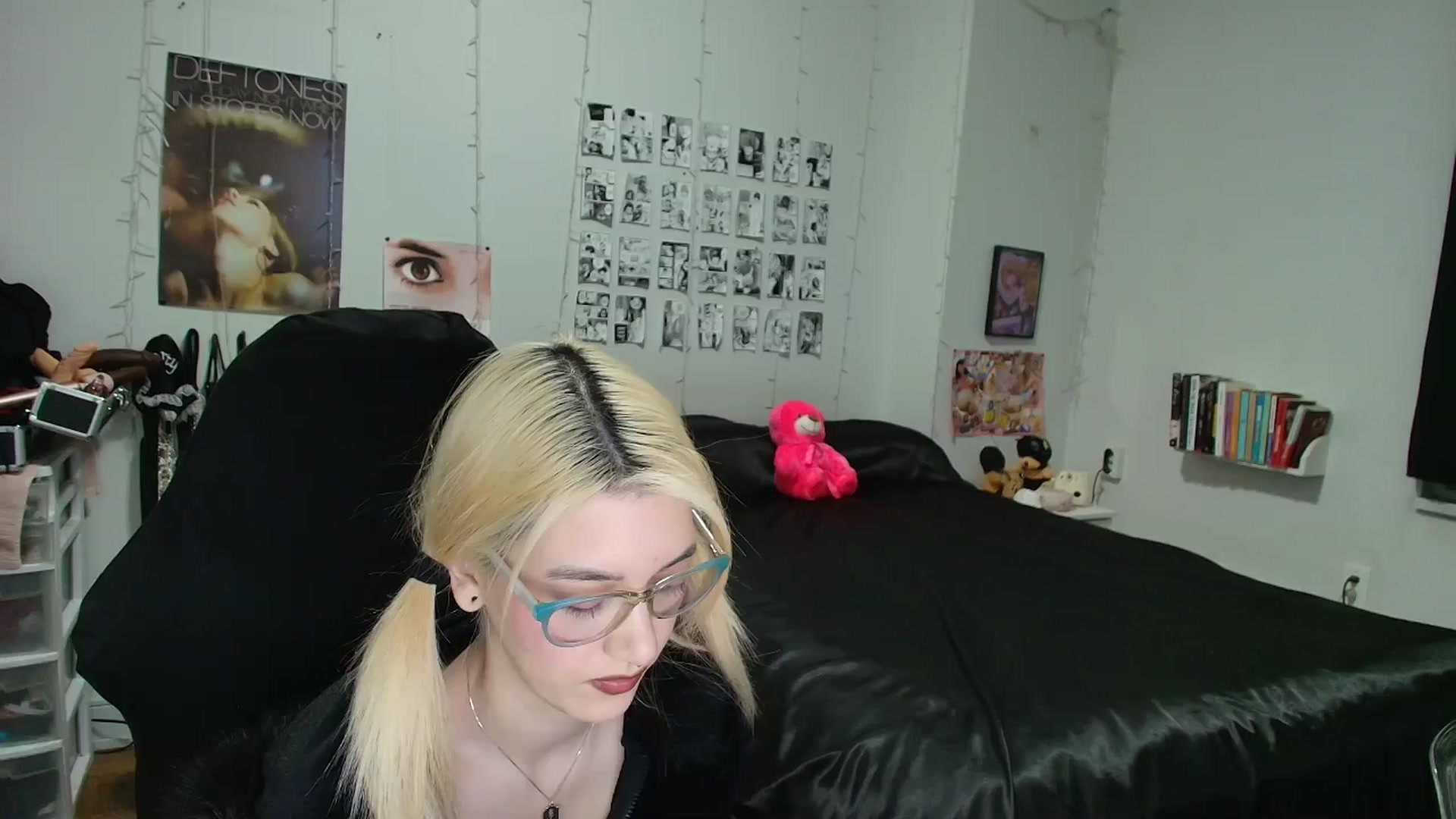 Gallery image thumbnail from AnnaTame's myfreecams stream on, 02/04/2026, 05:24 image 5 of 20