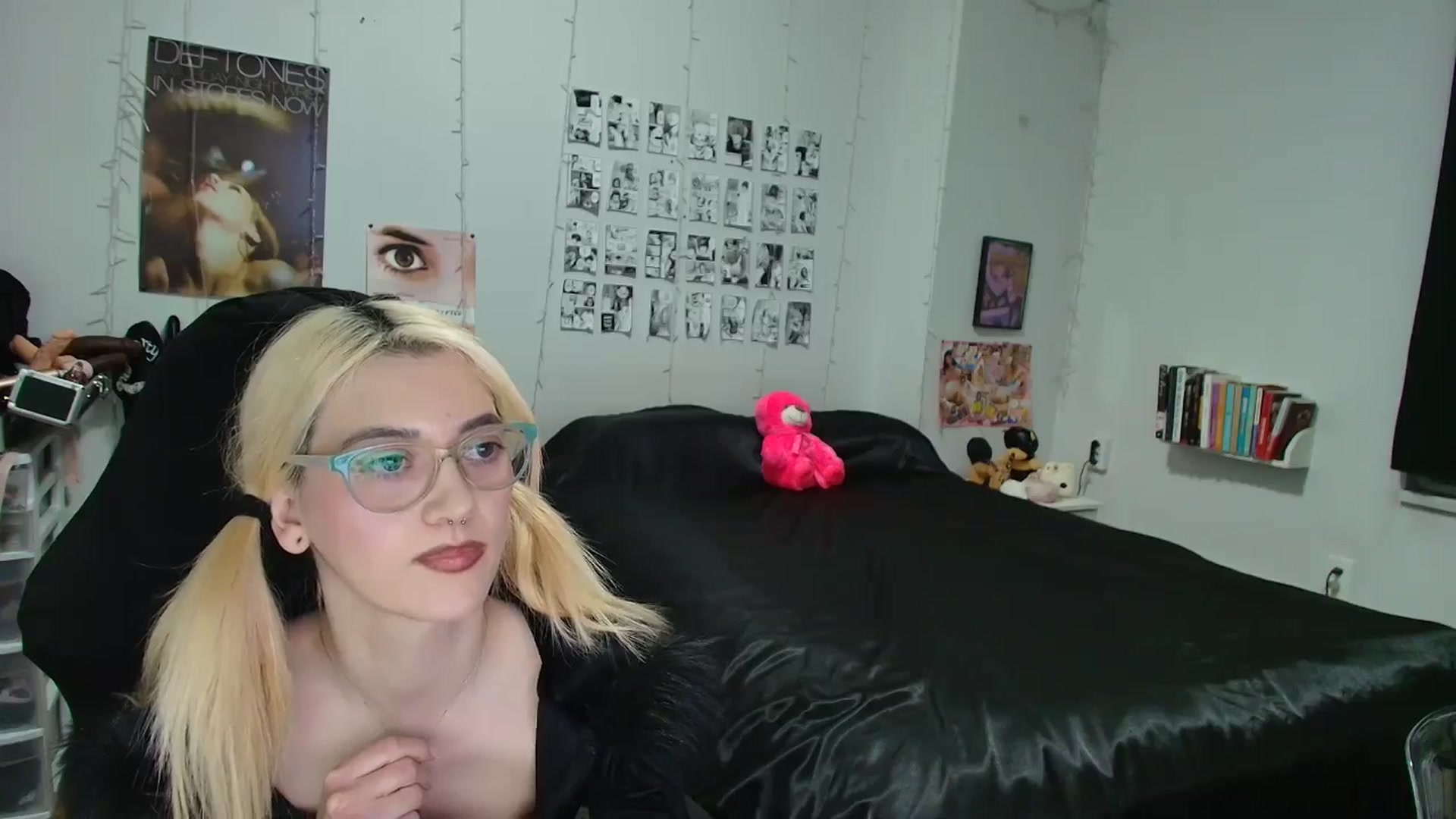 Gallery image thumbnail from AnnaTame's myfreecams stream on, 02/04/2026, 08:03 image 17 of 20