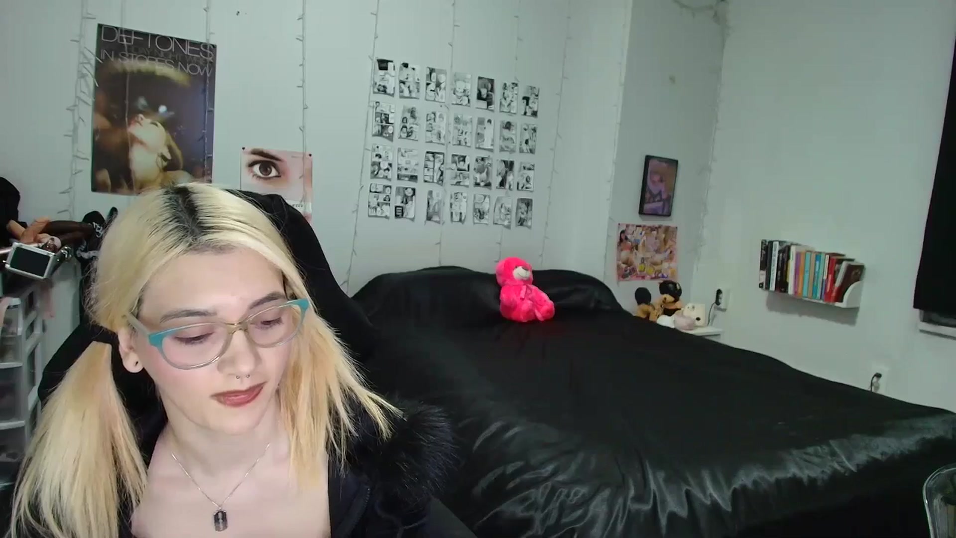 Gallery image thumbnail from AnnaTame's myfreecams stream on, 02/04/2026, 08:03 image 12 of 20