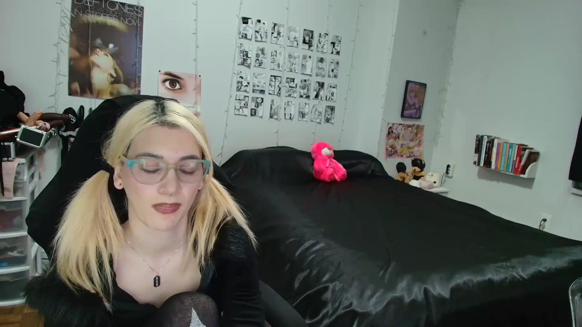 Gallery image thumbnail from AnnaTame's myfreecams stream on, 02/04/2026, 09:57 image 17 of 20