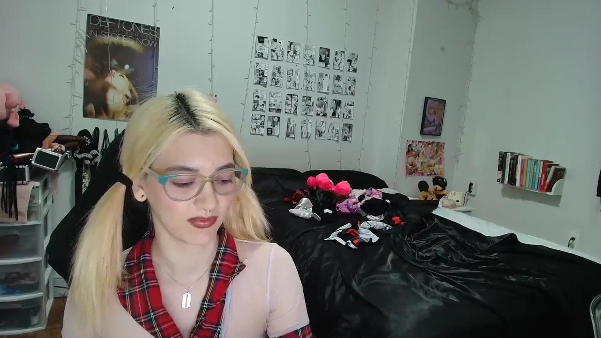 Gallery image thumbnail from AnnaTame's myfreecams stream on, 02/05/2026, 06:21 image 3 of 20