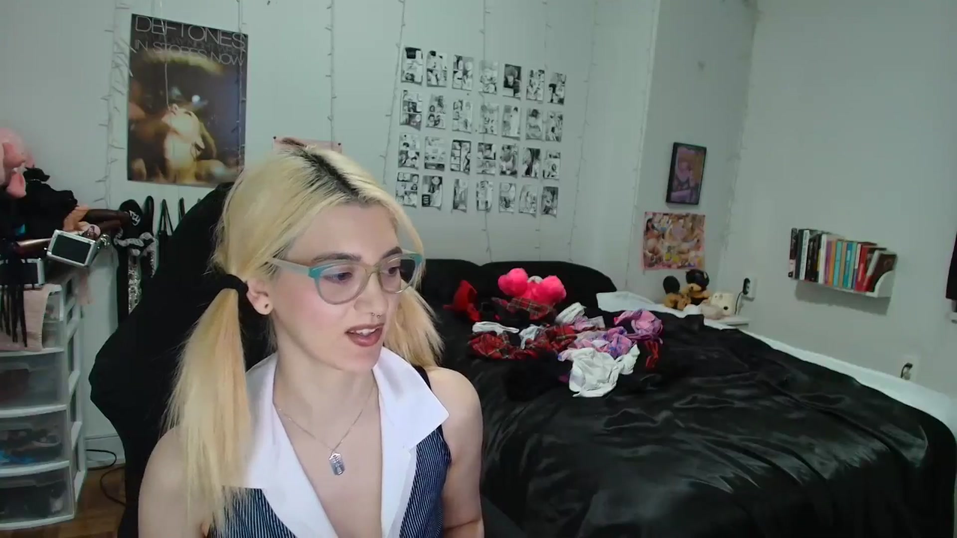 Gallery image thumbnail from AnnaTame's myfreecams stream on, 02/05/2026, 07:07 image 2 of 20