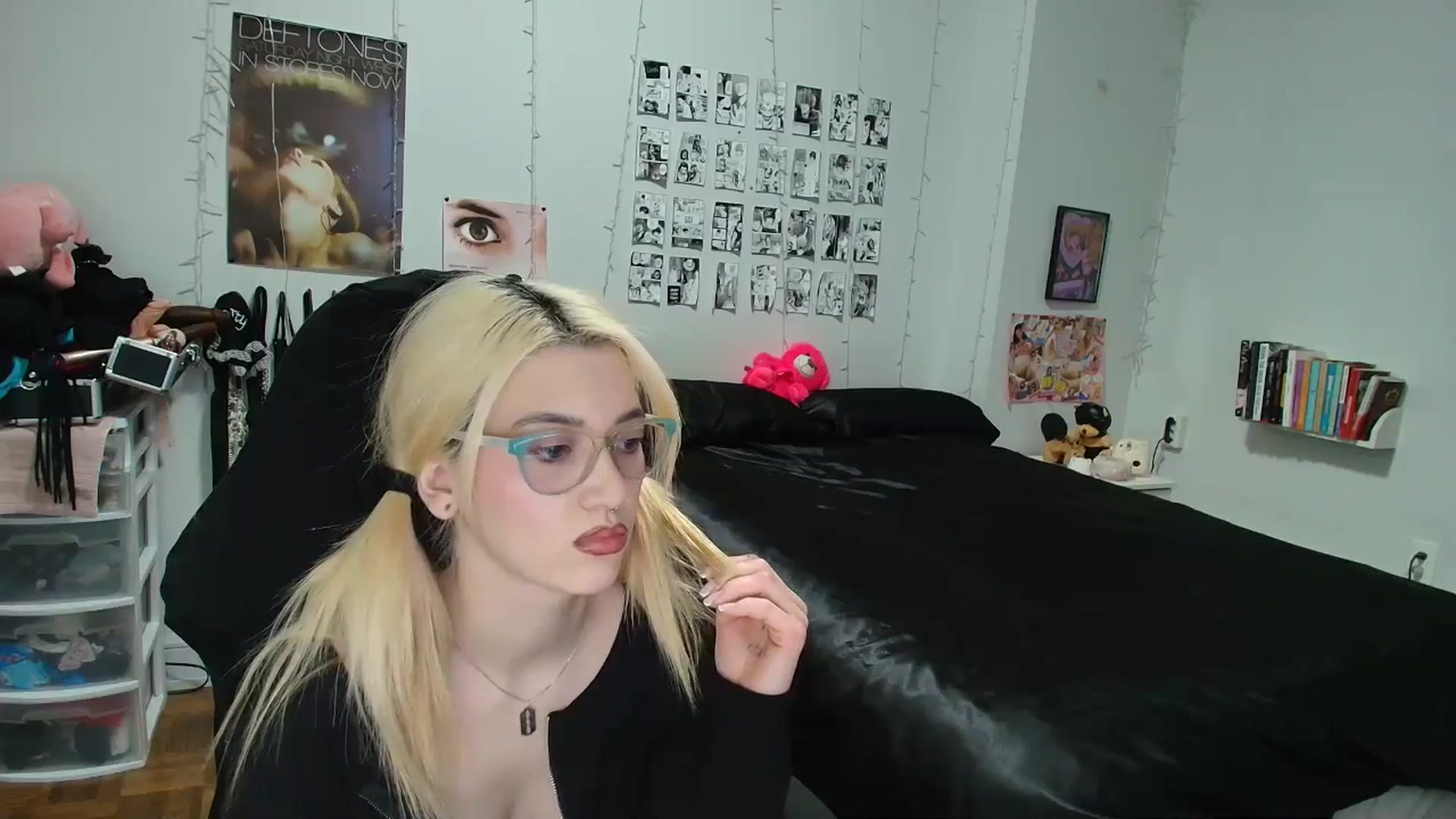 Gallery image thumbnail from AnnaTame's myfreecams stream on, 02/06/2026, 04:50 image 16 of 20
