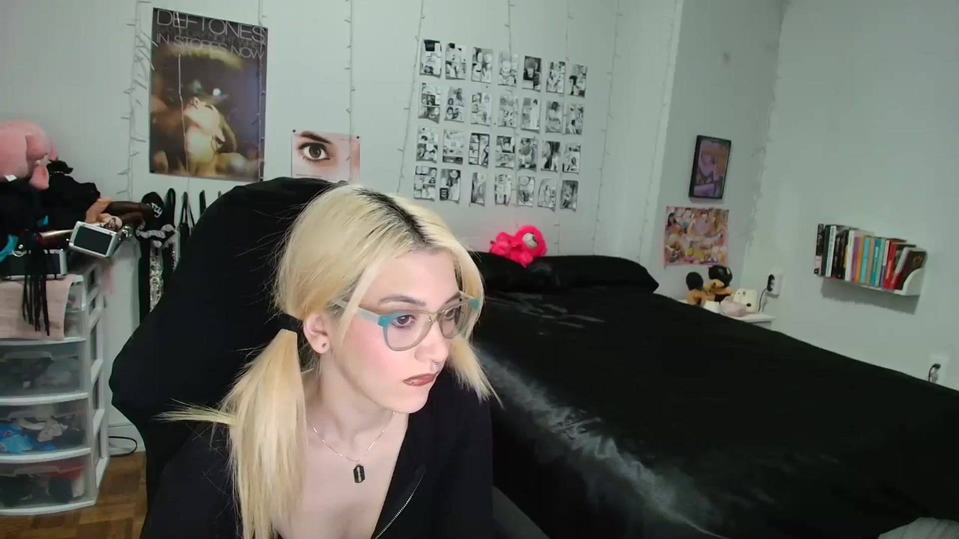 Gallery image thumbnail from AnnaTame's myfreecams stream on, 02/06/2026, 04:50 image 15 of 20