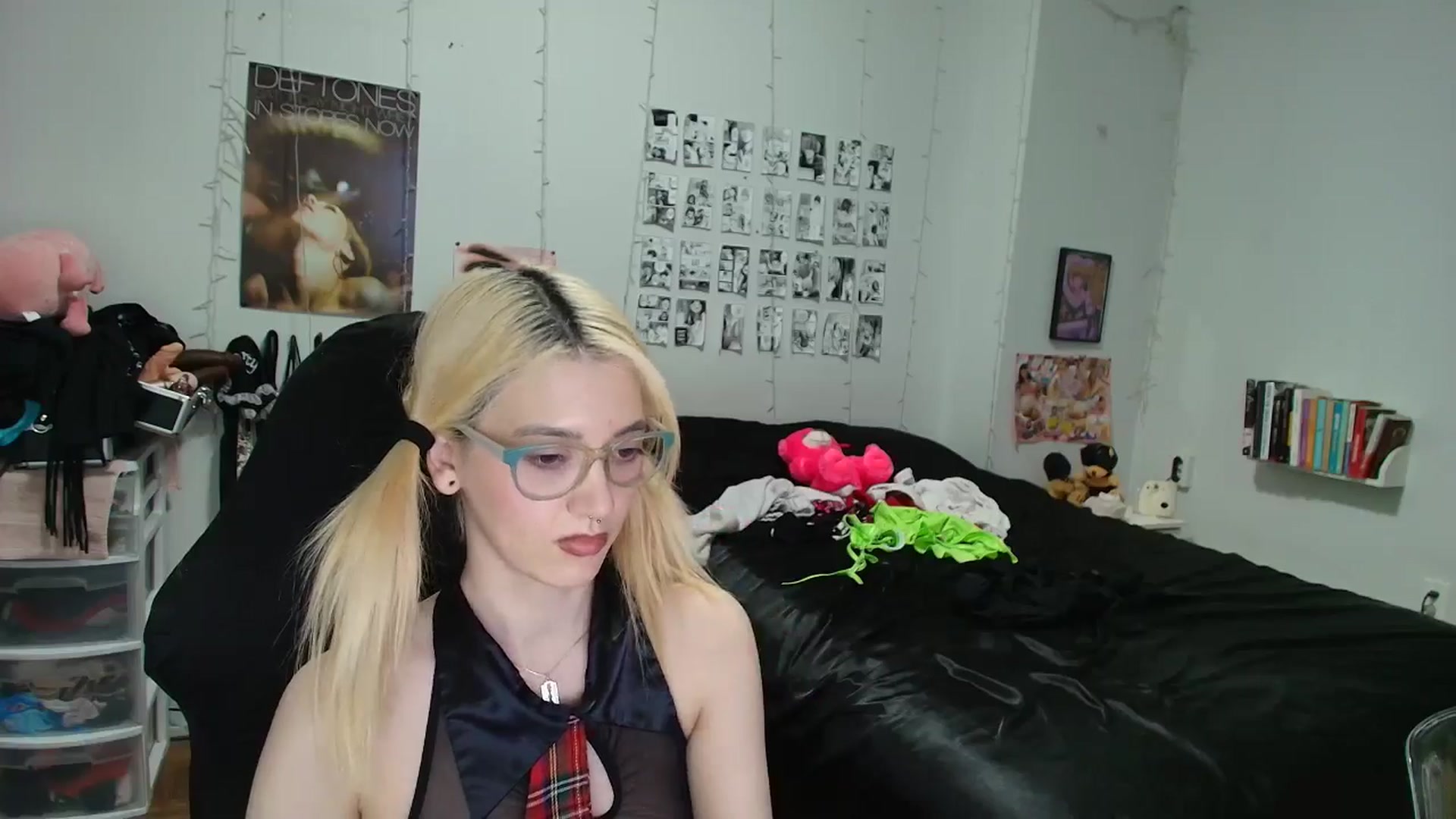 Gallery image thumbnail from AnnaTame's myfreecams stream on, 02/07/2026, 08:43 image 17 of 20