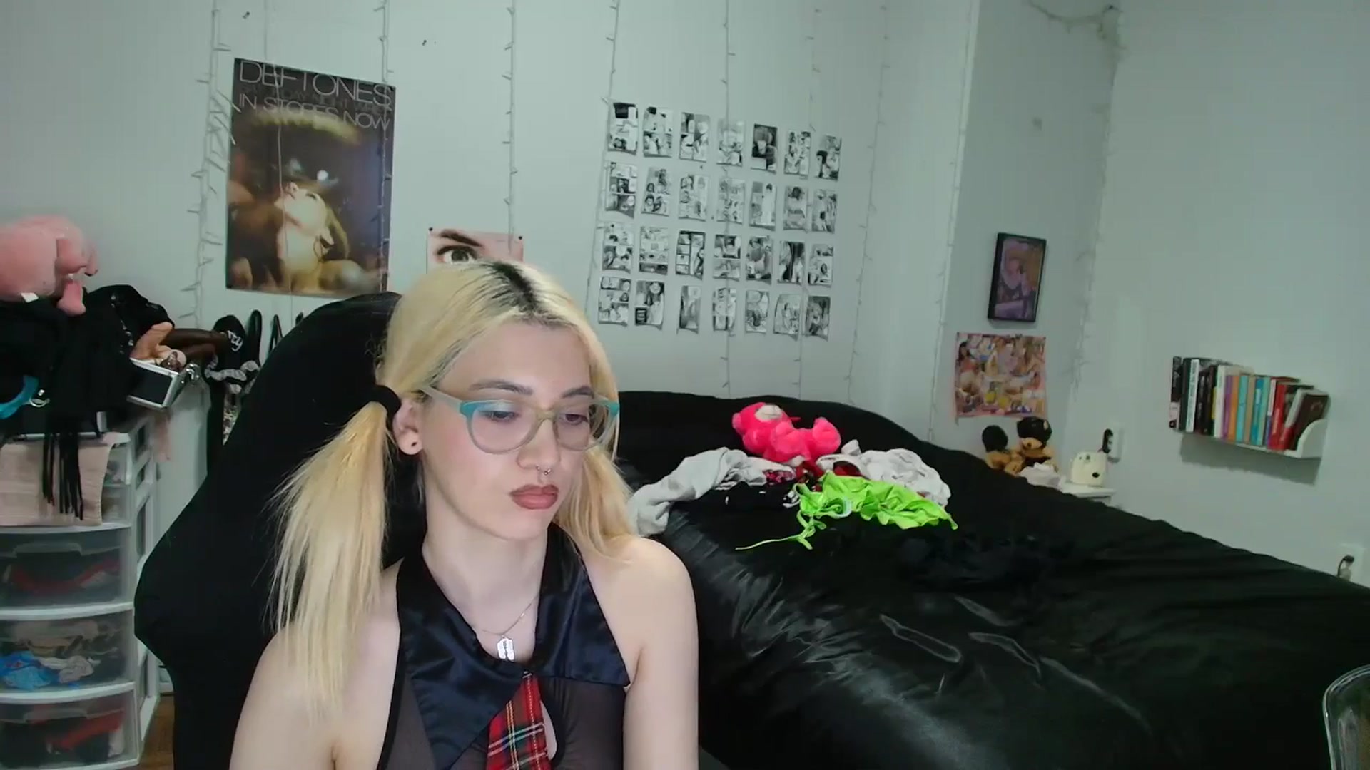 Gallery image thumbnail from AnnaTame's myfreecams stream on, 02/07/2026, 08:43 image 15 of 20