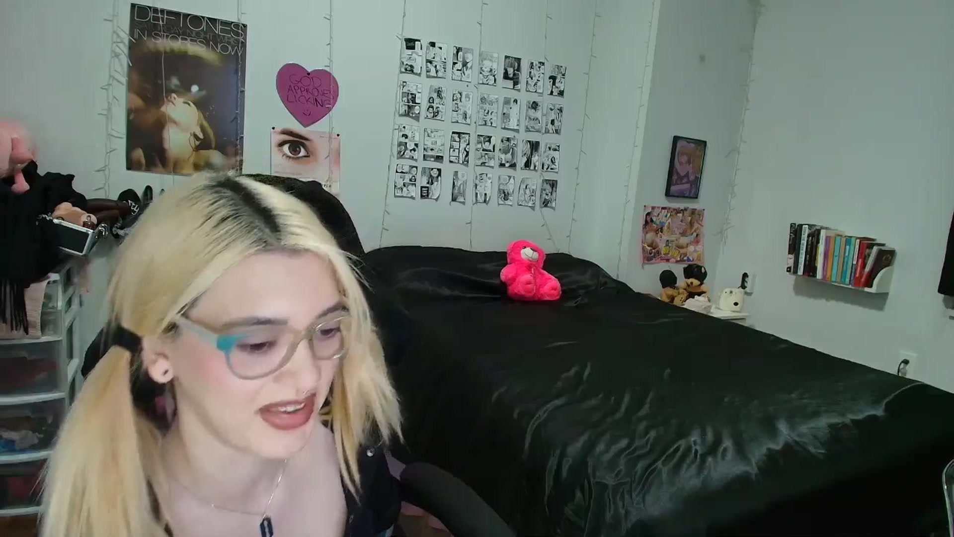 Gallery image thumbnail from AnnaTame's myfreecams stream on, 02/08/2026, 07:10 image 13 of 20