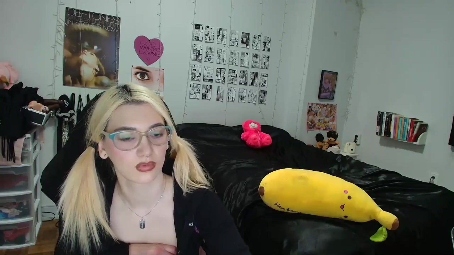 Gallery image thumbnail from AnnaTame's myfreecams stream on, 02/08/2026, 07:48 image 17 of 20