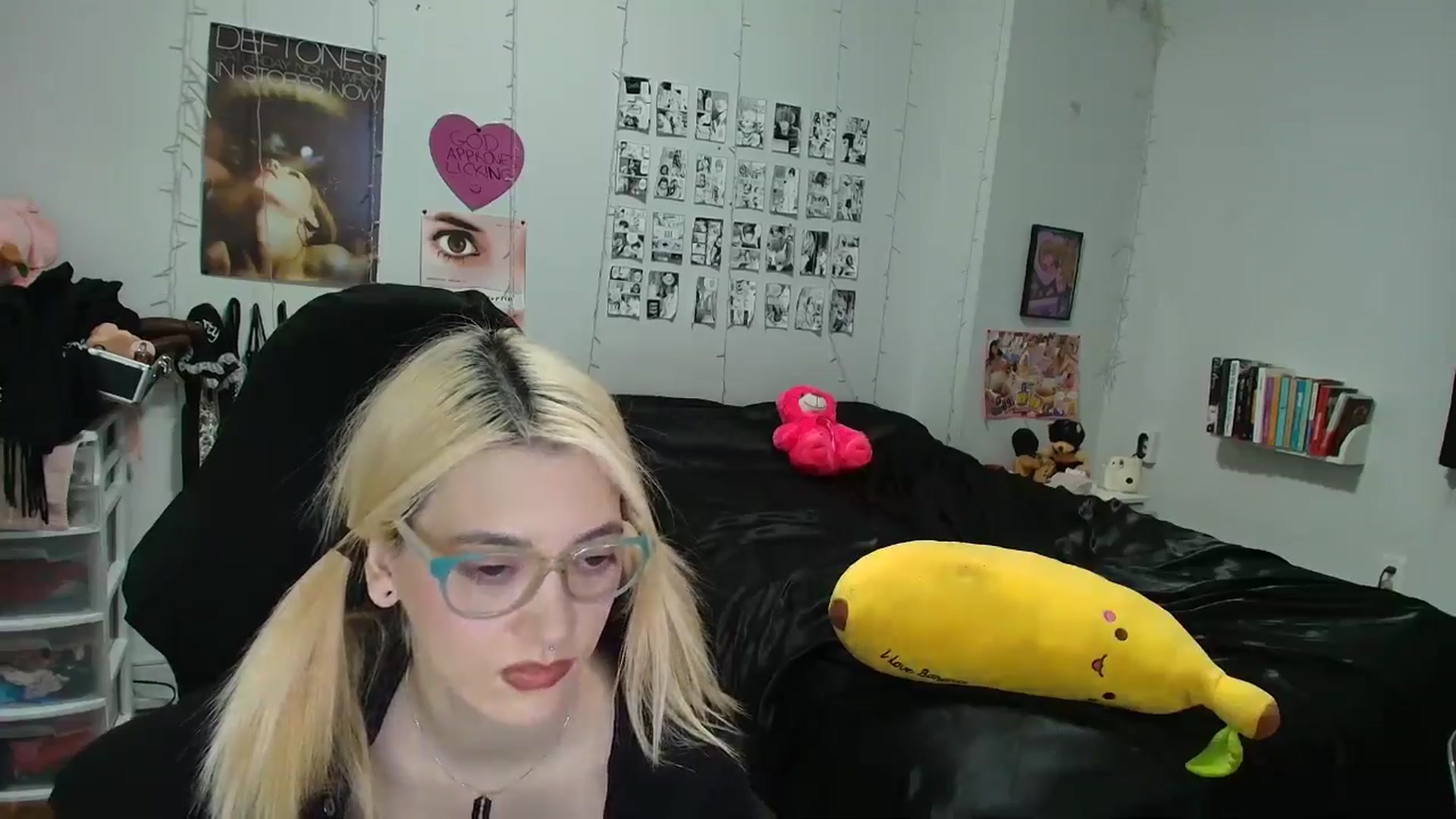 Gallery image thumbnail from AnnaTame's myfreecams stream on, 02/08/2026, 07:48 image 18 of 20