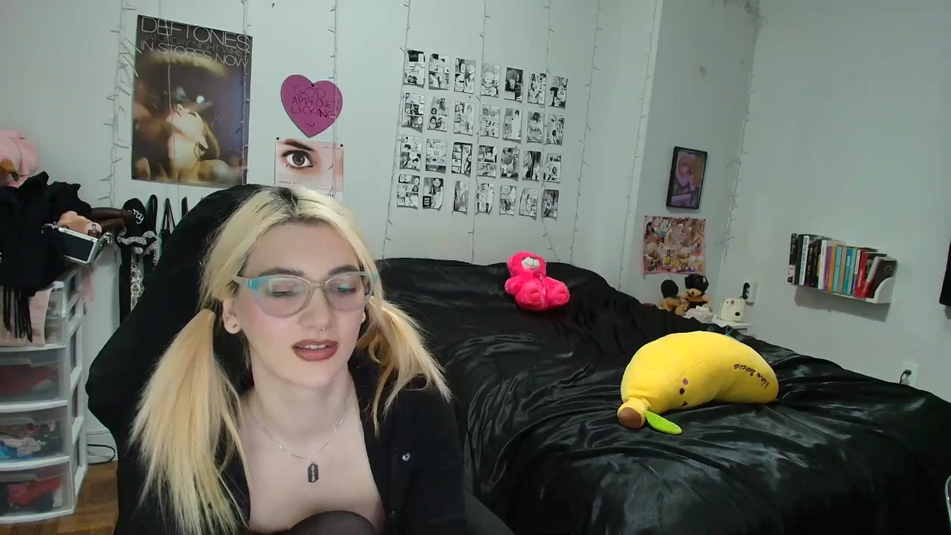 Gallery image thumbnail from AnnaTame's myfreecams stream on, 02/08/2026, 07:48 image 10 of 20