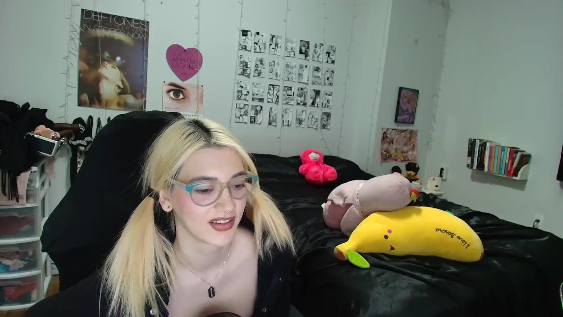 Gallery image thumbnail from AnnaTame's myfreecams stream on, 02/08/2026, 08:29 image 14 of 20