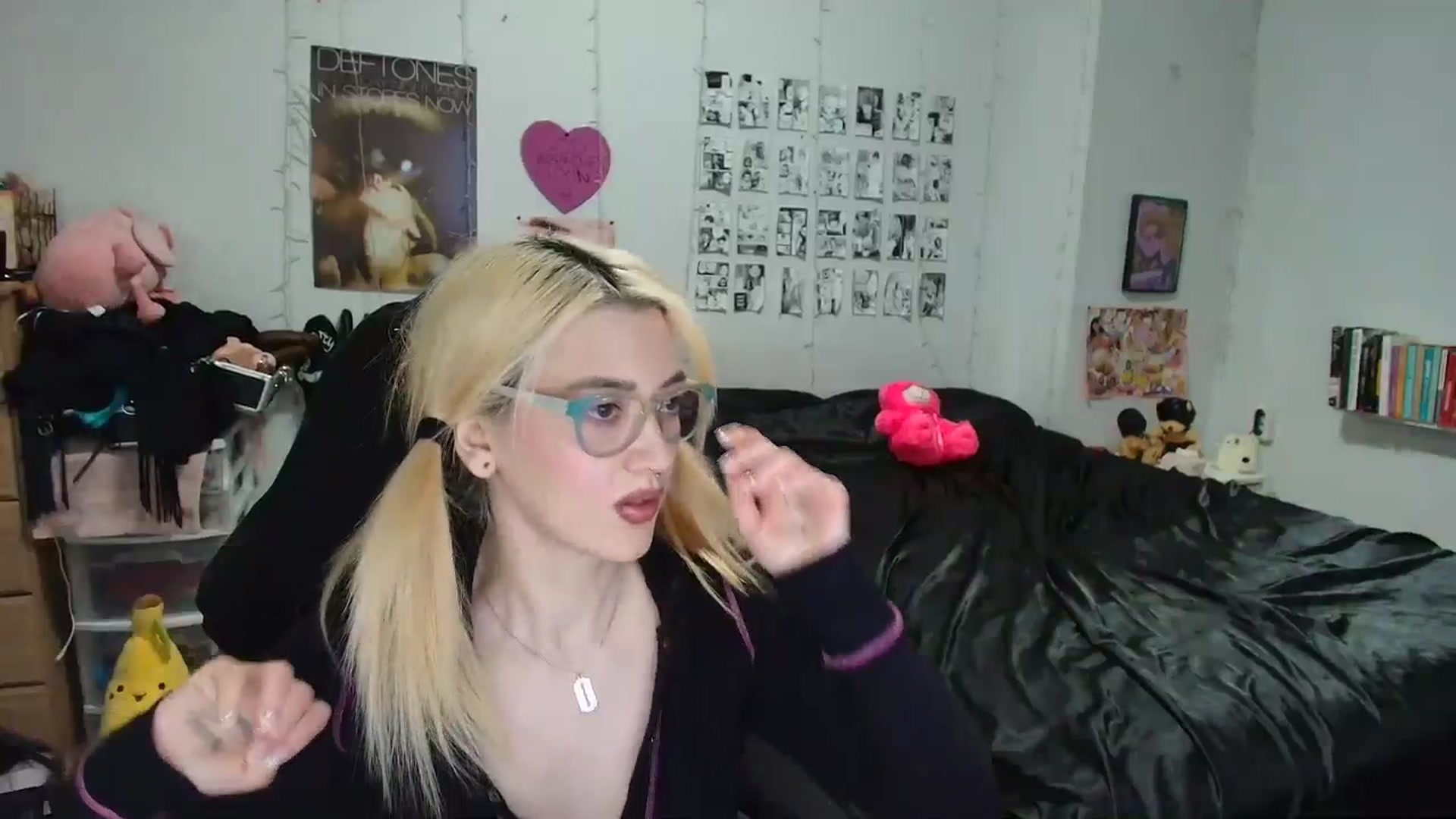 Gallery image thumbnail from AnnaTame's myfreecams stream on, 02/08/2026, 09:06 image 8 of 20