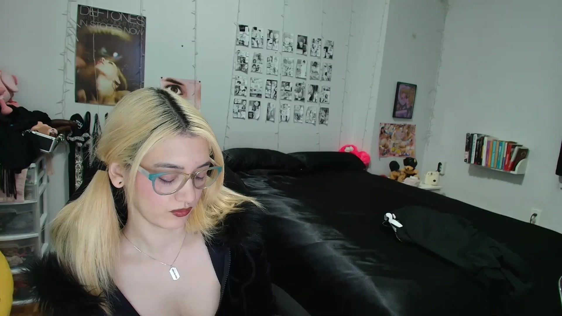 Gallery image thumbnail from AnnaTame's myfreecams stream on, 02/09/2026, 04:49 image 10 of 20
