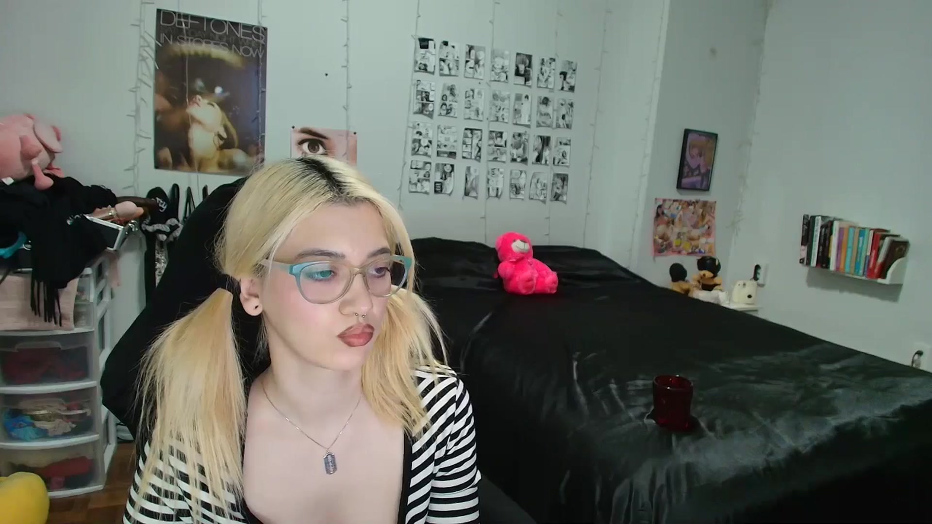 Gallery image thumbnail from AnnaTame's myfreecams stream on, 02/10/2026, 06:25 image 15 of 20