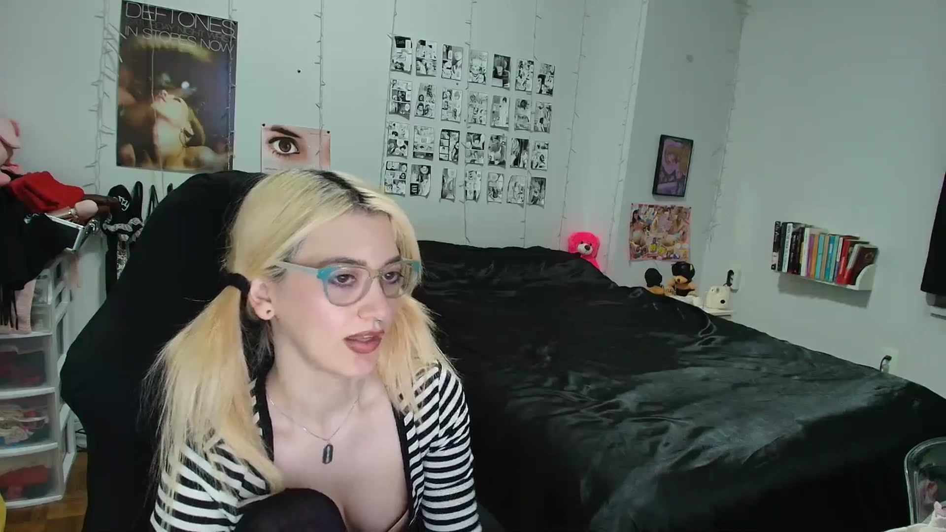 Gallery image thumbnail from AnnaTame's myfreecams stream on, 02/10/2026, 11:35 image 12 of 20