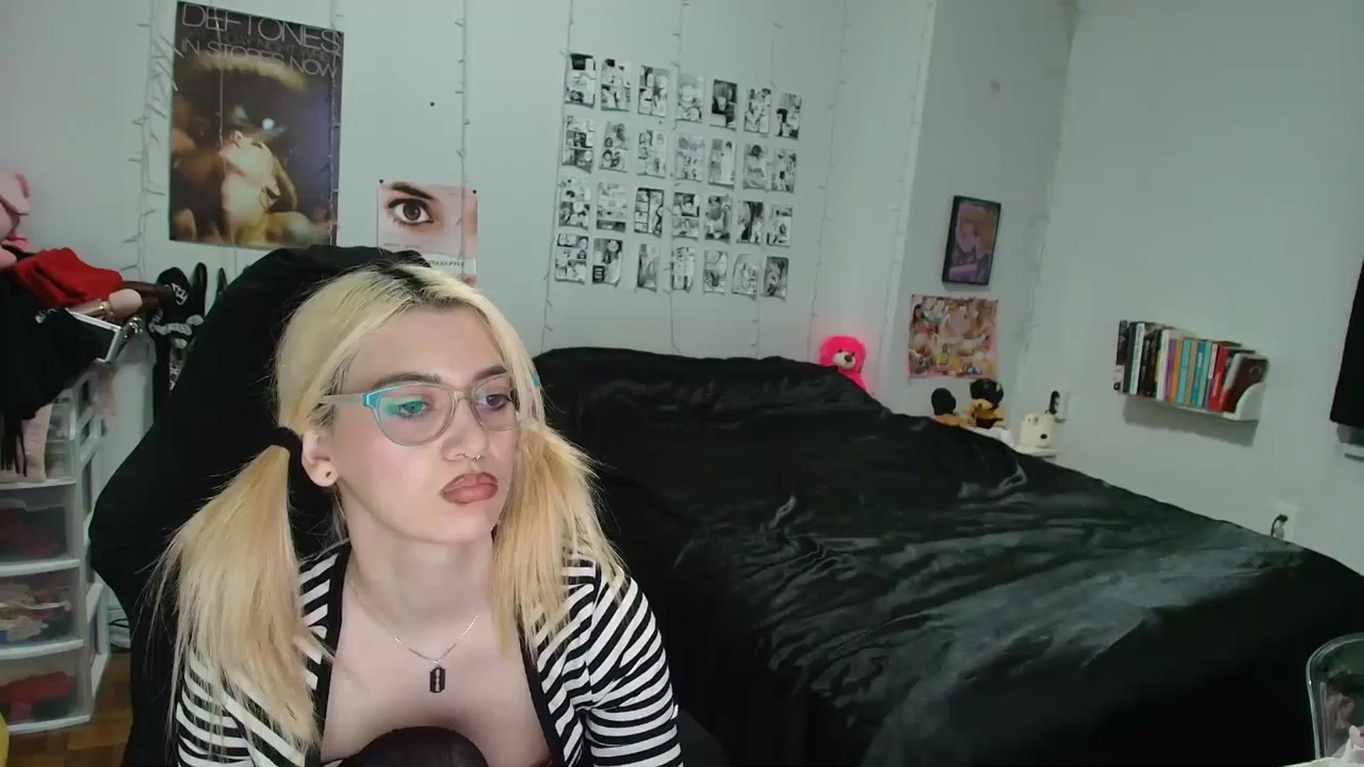 Gallery image thumbnail from AnnaTame's myfreecams stream on, 02/10/2026, 12:17 image 19 of 20