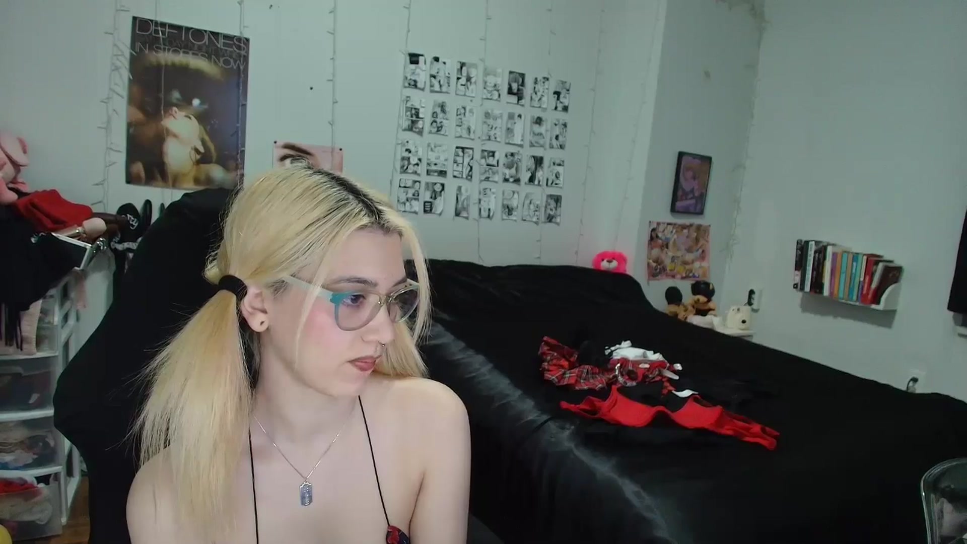 Gallery image thumbnail from AnnaTame's myfreecams stream on, 02/11/2026, 03:47 image 6 of 20