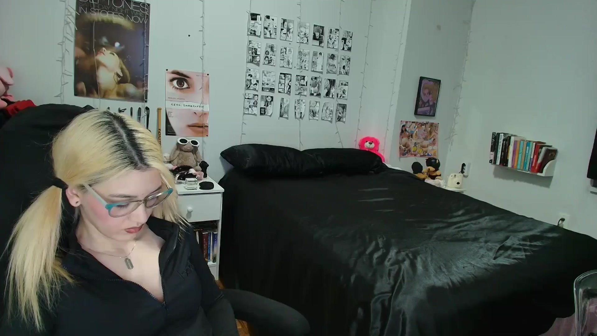 Gallery image thumbnail from AnnaTame's myfreecams stream on, 02/13/2026, 05:37 image 14 of 20