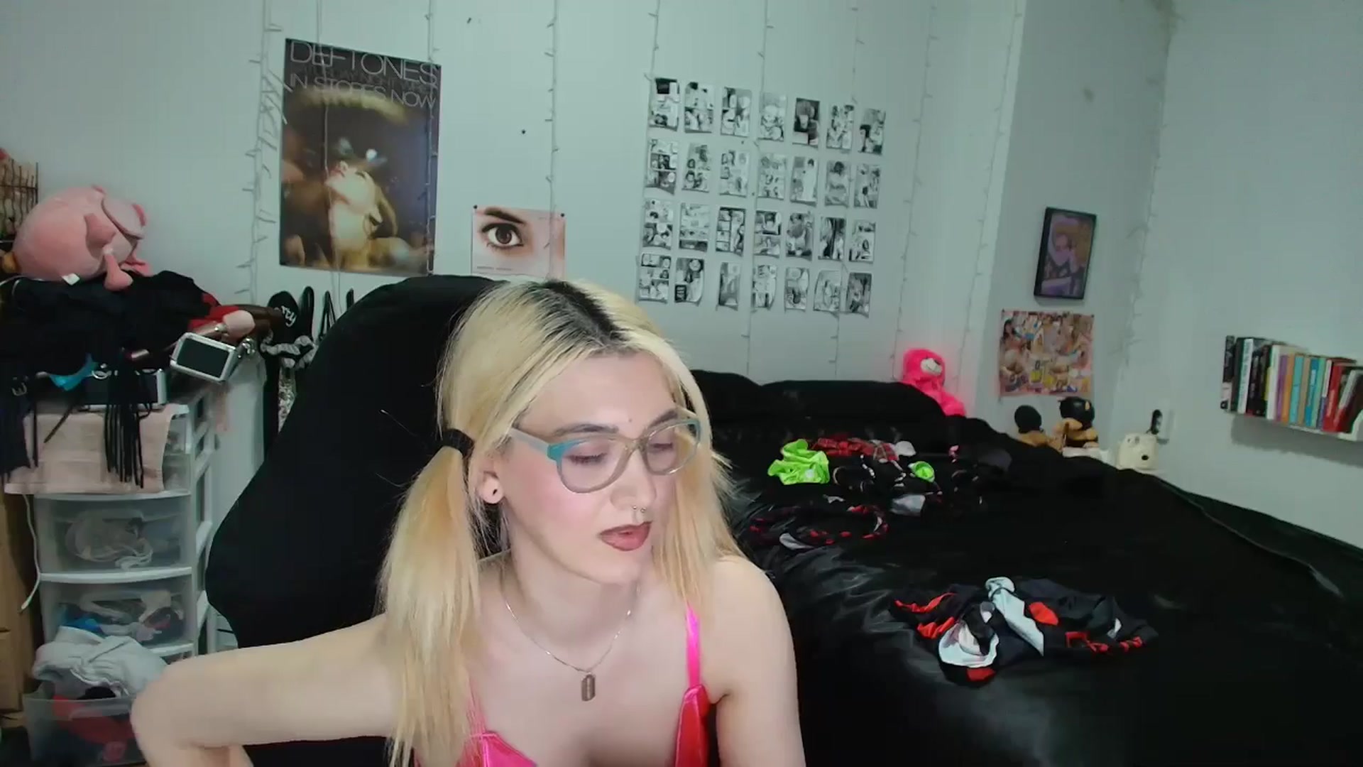 Gallery image thumbnail from AnnaTame's myfreecams stream on, 02/14/2026, 08:33 image 12 of 20