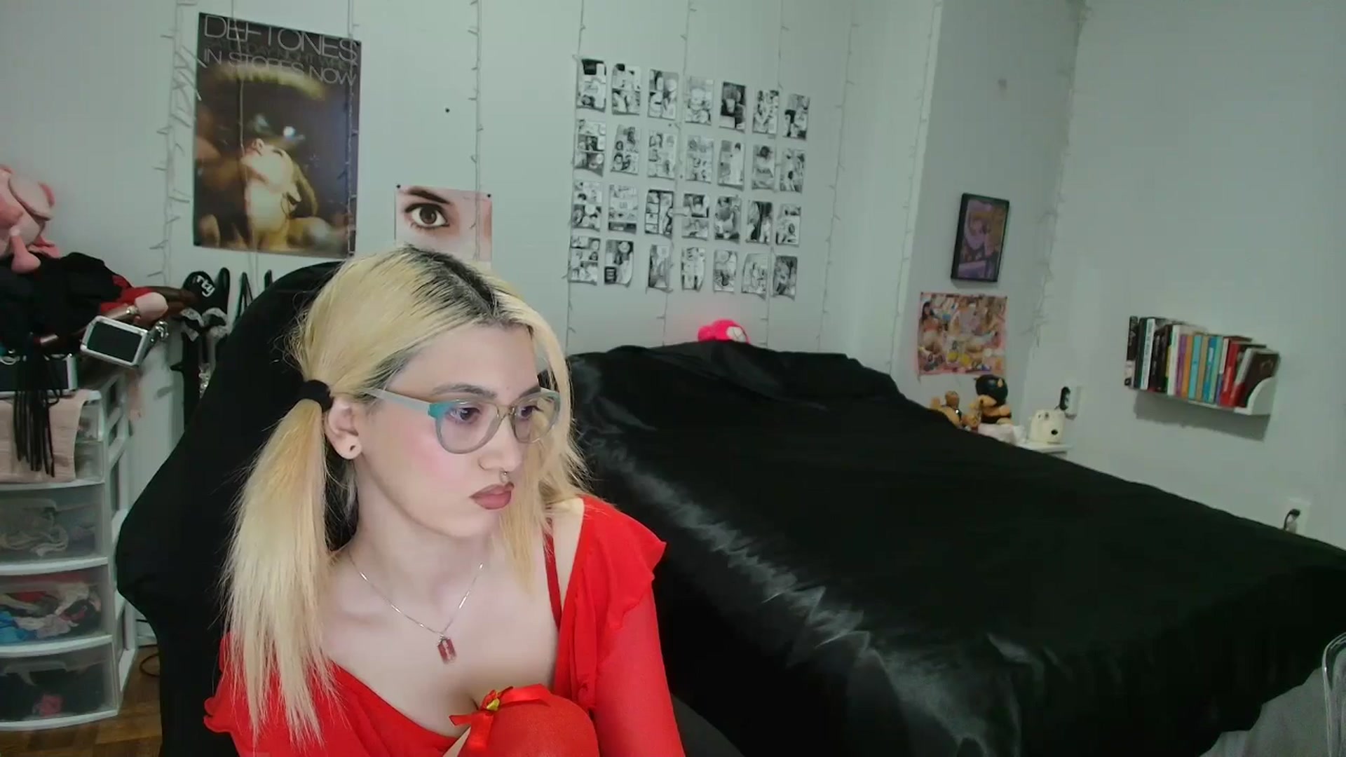 Gallery image thumbnail from AnnaTame's myfreecams stream on, 02/15/2026, 05:33 image 16 of 20