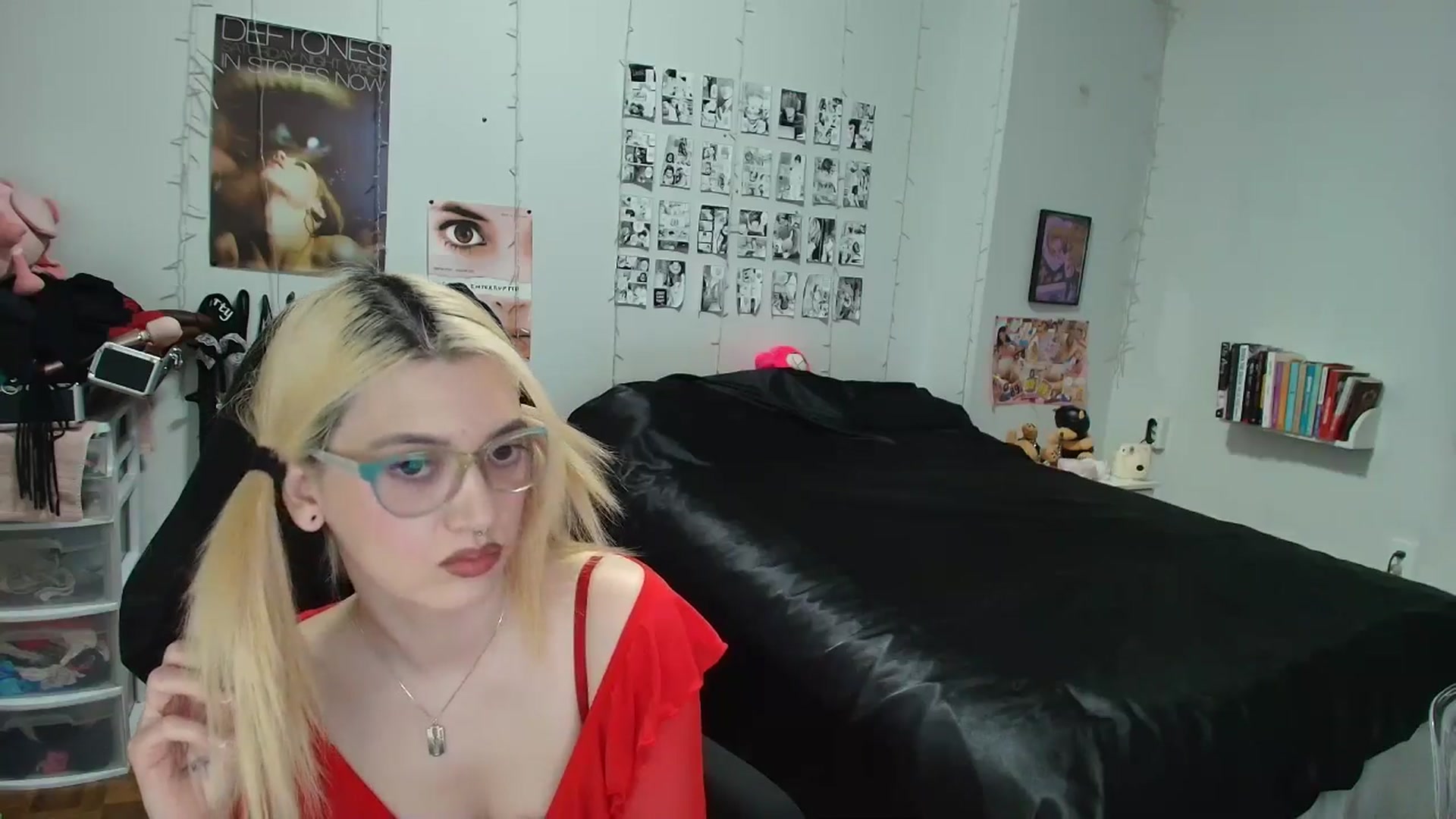 Gallery image thumbnail from AnnaTame's myfreecams stream on, 02/15/2026, 05:33 image 13 of 20
