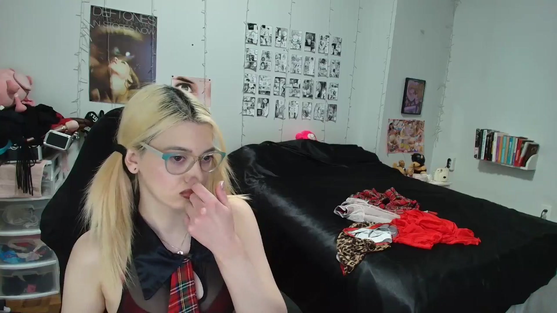 Gallery image thumbnail from AnnaTame's myfreecams stream on, 02/15/2026, 08:05 image 4 of 20