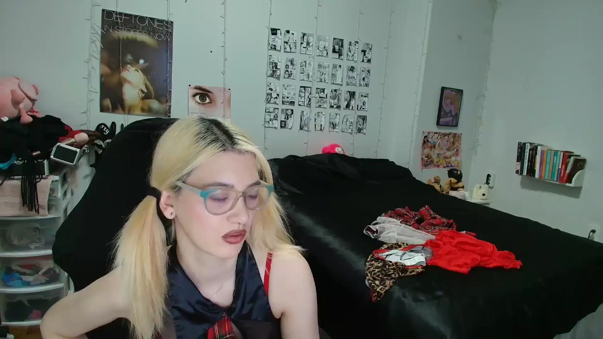 Gallery image thumbnail from AnnaTame's myfreecams stream on, 02/15/2026, 08:05 image 10 of 20