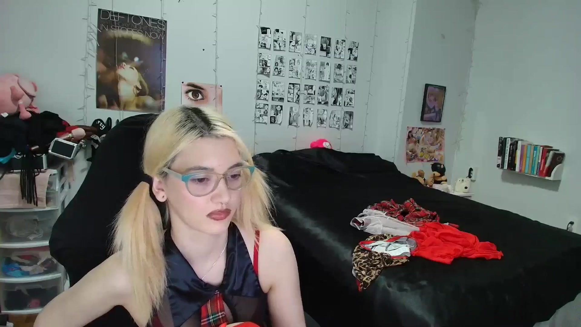 Gallery image thumbnail from AnnaTame's myfreecams stream on, 02/15/2026, 08:05 image 12 of 20