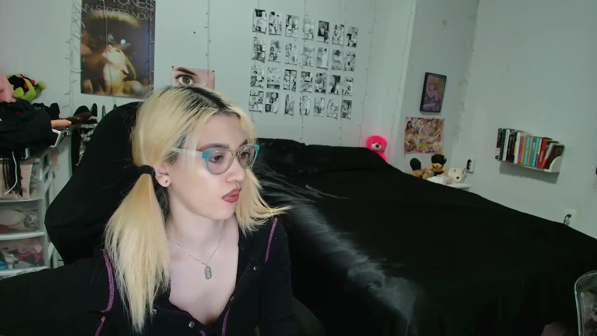 Gallery image thumbnail from AnnaTame's myfreecams stream on, 02/26/2026, 04:38 image 18 of 20