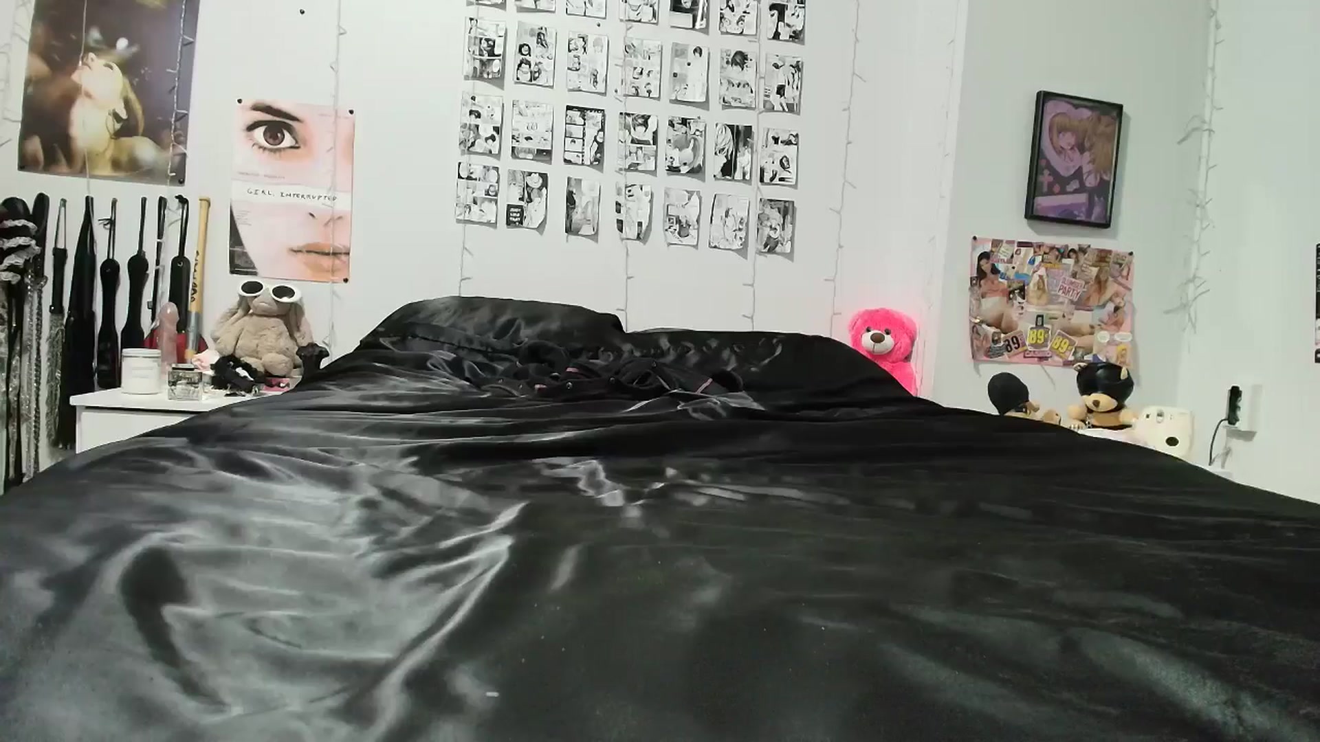 Gallery image thumbnail from AnnaTame's myfreecams stream on, 02/26/2026, 05:21 image 14 of 20