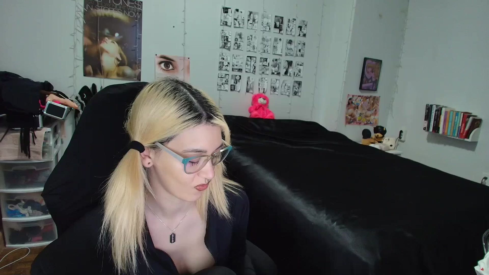 Gallery image thumbnail from AnnaTame's myfreecams stream on, 03/02/2026, 10:43 image 15 of 20
