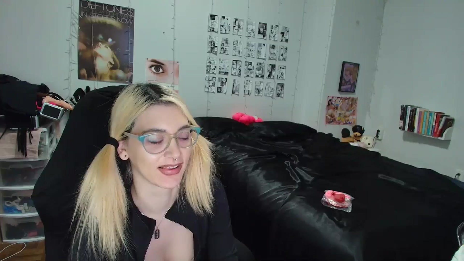 Gallery image thumbnail from AnnaTame's myfreecams stream on, 03/02/2026, 12:07 image 15 of 20