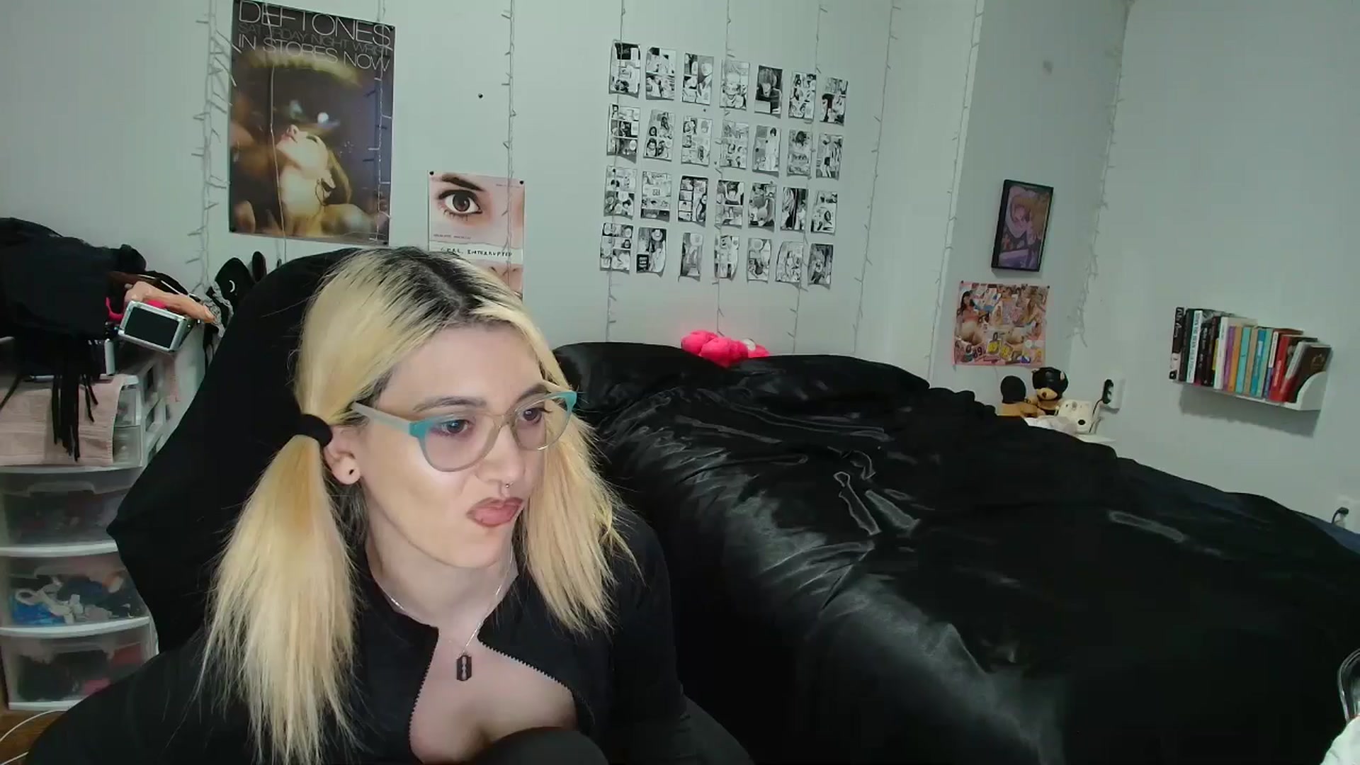 Gallery image thumbnail from AnnaTame's myfreecams stream on, 03/02/2026, 12:07 image 17 of 20