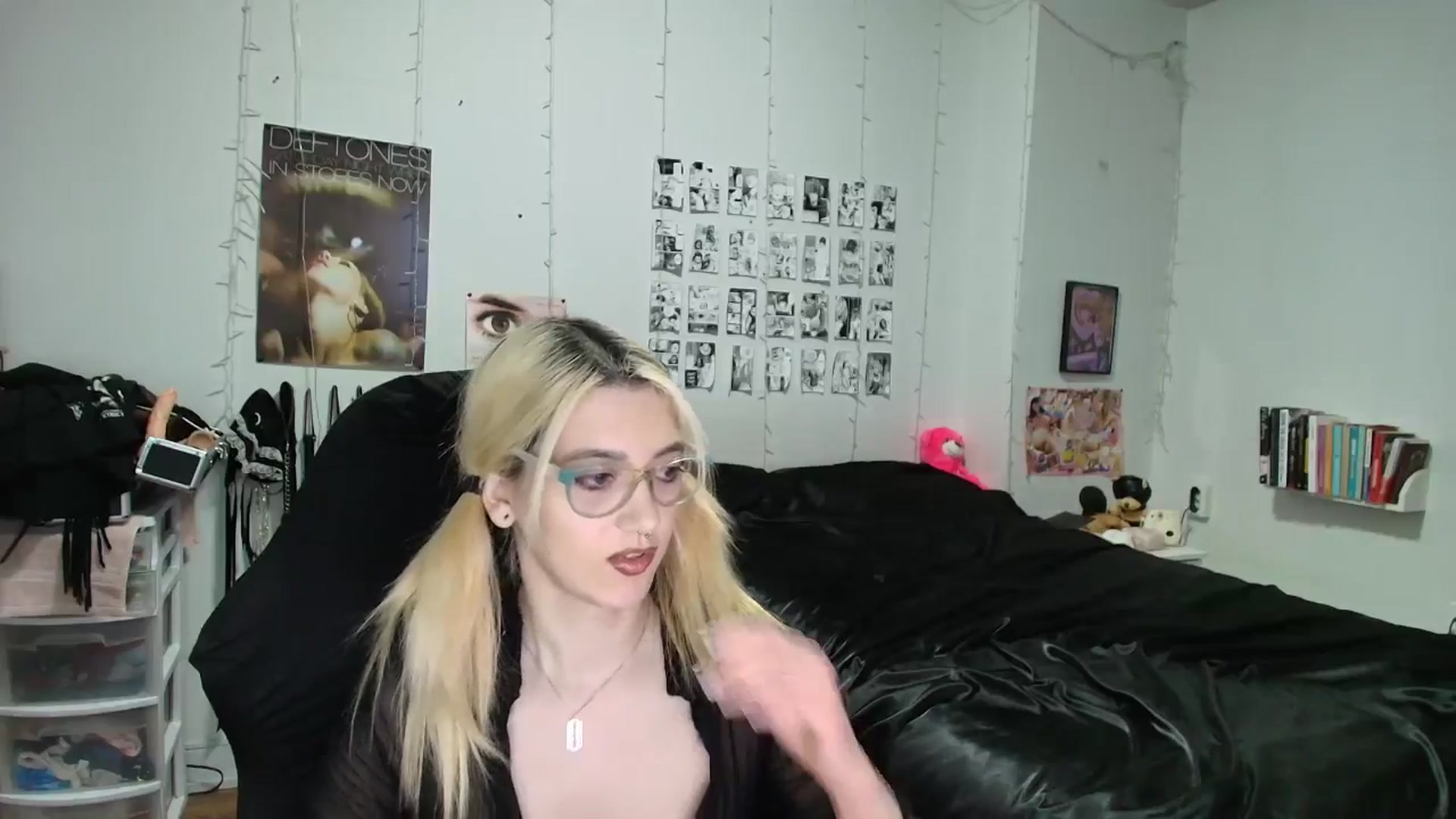Gallery image thumbnail from AnnaTame's myfreecams stream on, 03/03/2026, 06:02 image 10 of 20