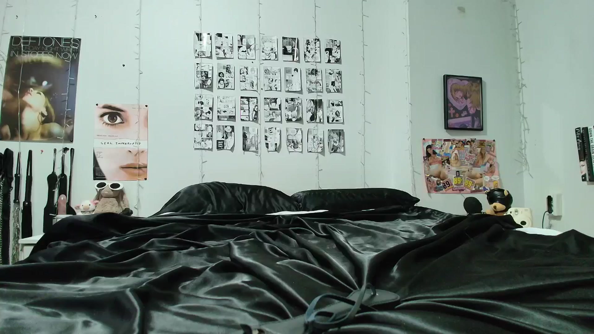 Gallery image thumbnail from AnnaTame's myfreecams stream on, 03/03/2026, 09:56 image 17 of 20