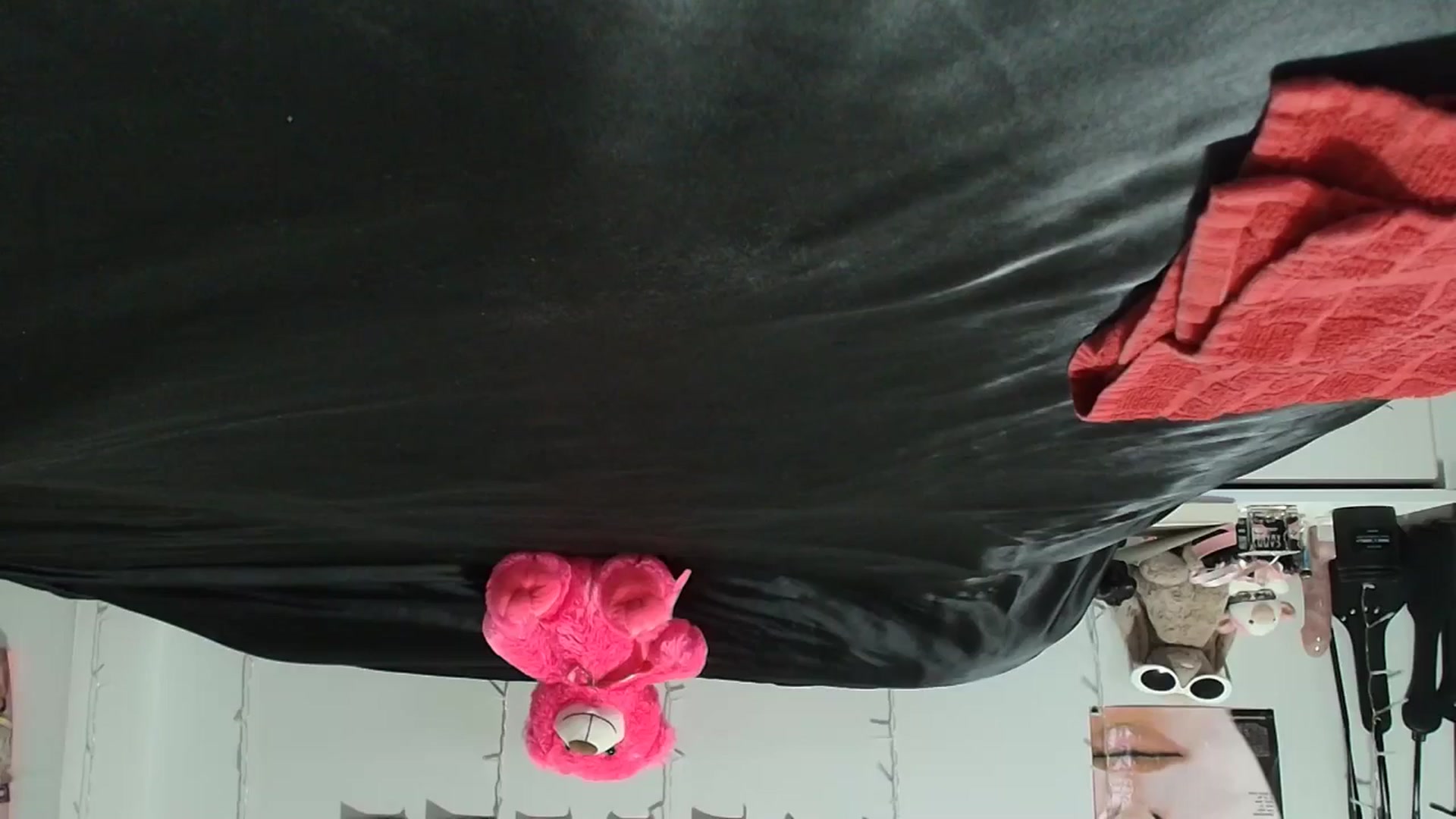 Gallery image thumbnail from AnnaTame's myfreecams stream on, 03/05/2026, 06:42 image 20 of 20