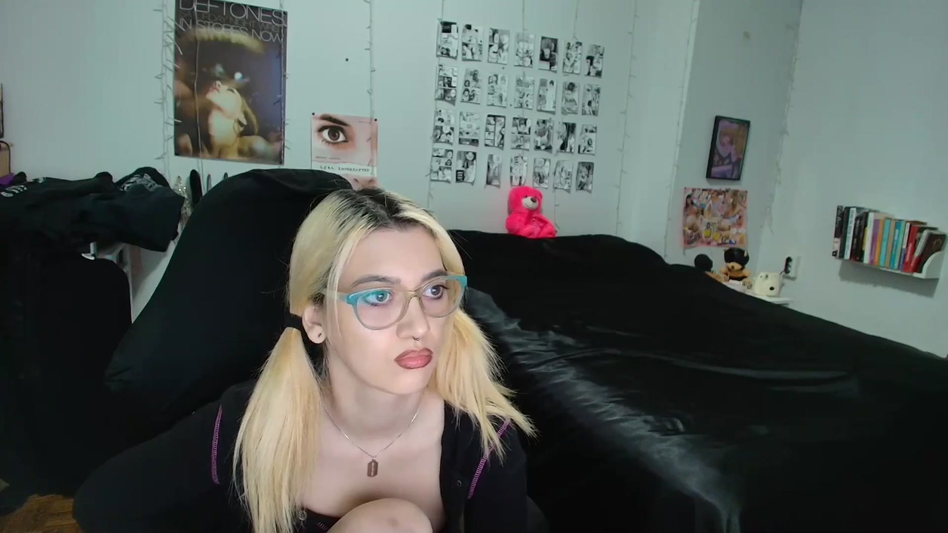Gallery image thumbnail from AnnaTame's myfreecams stream on, 03/07/2026, 06:24 image 2 of 20