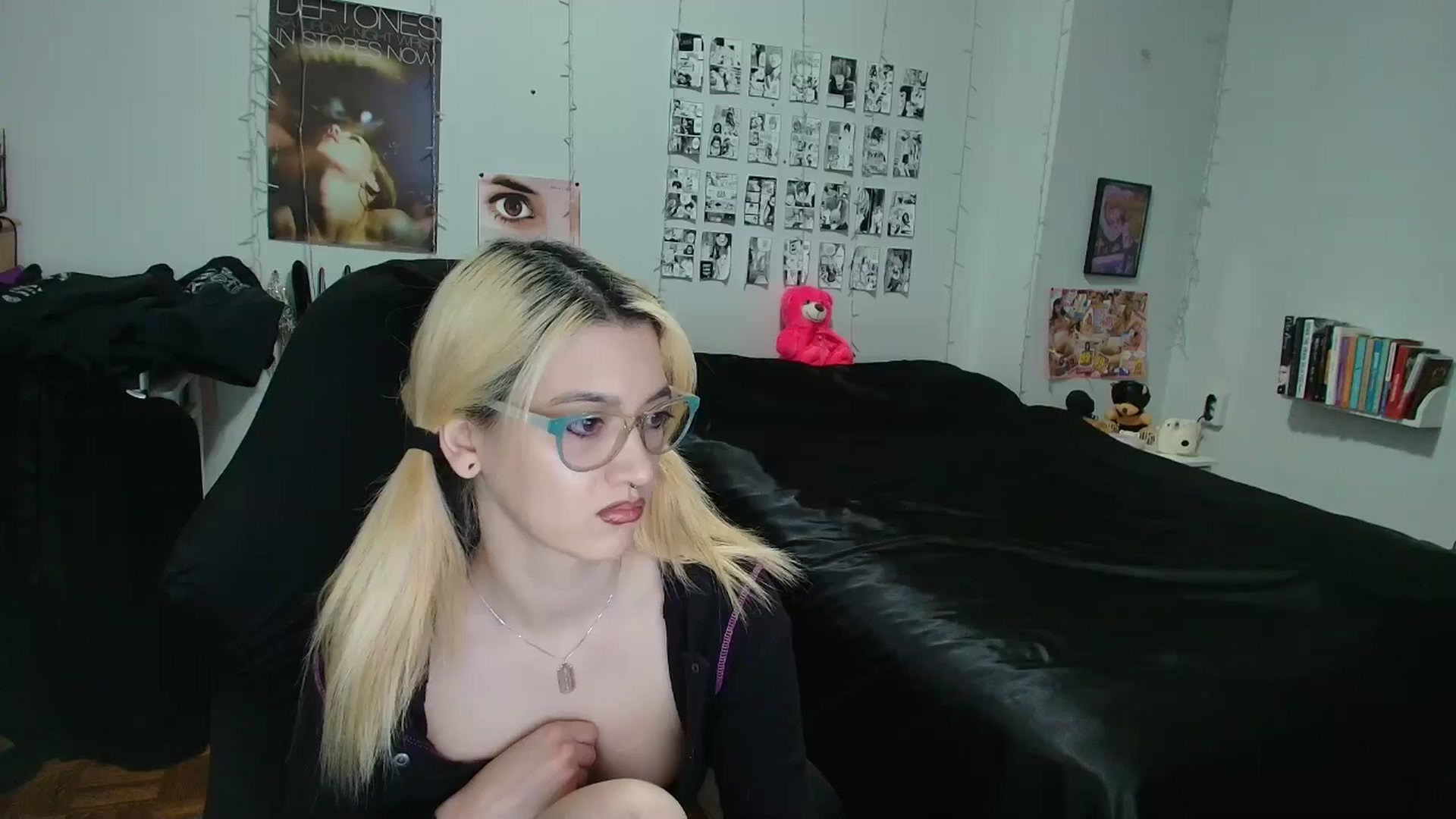 Gallery image thumbnail from AnnaTame's myfreecams stream on, 03/07/2026, 06:24 image 1 of 20