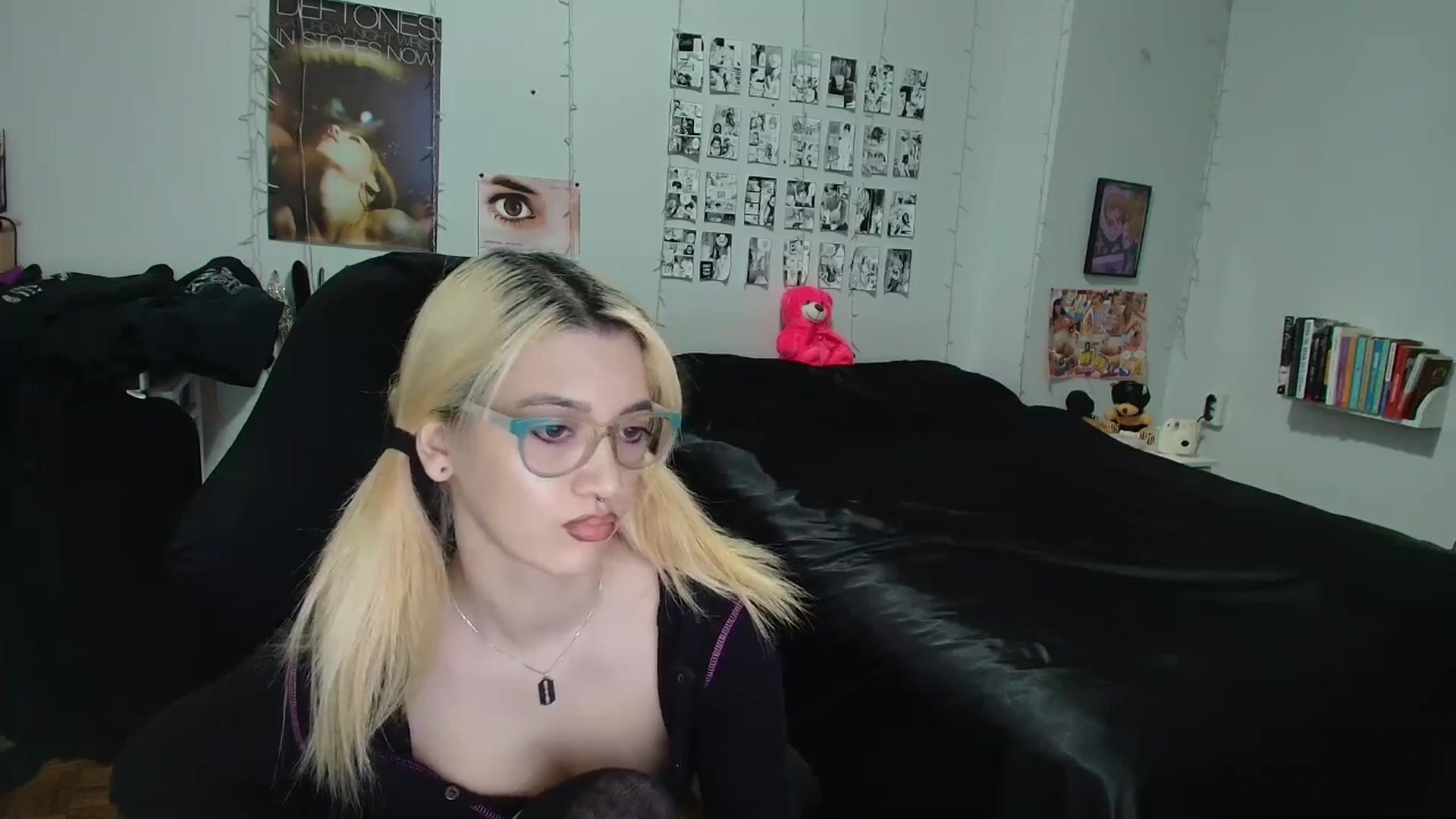 Gallery image thumbnail from AnnaTame's myfreecams stream on, 03/07/2026, 06:24 image 17 of 20
