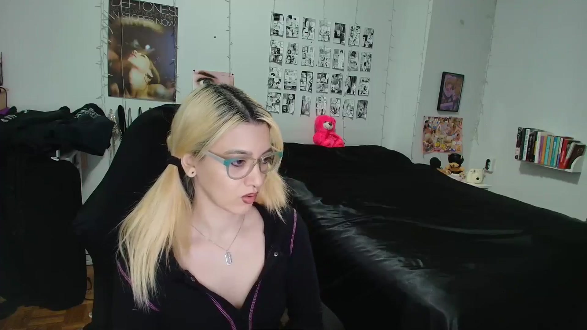 Gallery image thumbnail from AnnaTame's myfreecams stream on, 03/07/2026, 07:09 image 8 of 20